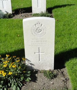CWGC headstone - Sapper Donald Chisholm.
