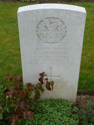 Pte J Sanderson's CWGC headstone.