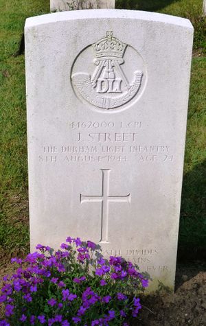 L/Cpl J Street's CWGC headstone.