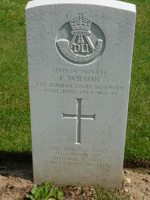 Pte F Wilson's CWGC headstone.