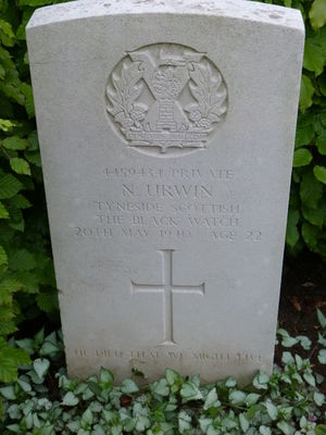 Pte N Urwin's CWGC headstone.