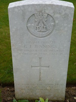 Pte G J Jennings' CWGC headstone.