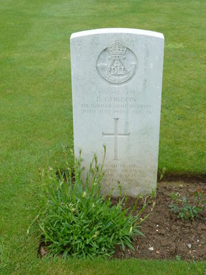 L/Cpl B Gordon's CWGC headstone.