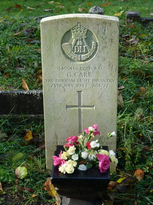 Pte George Carr's headstone.