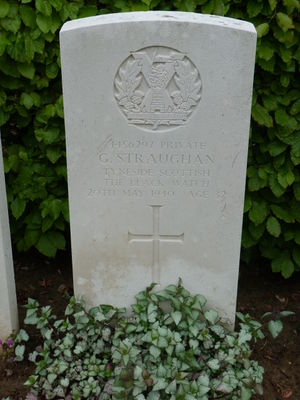 Pte G Straughan's CWGC headstone.
