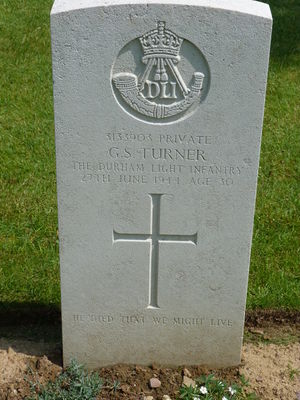 Pte G S Turner's CWGC headstone.