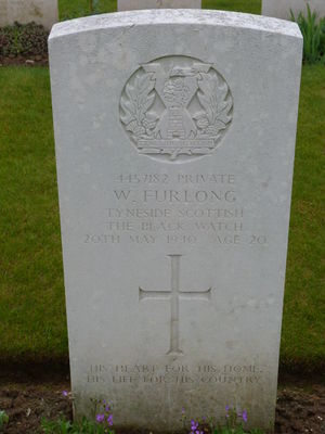 Pte W Furlong's CWGC headstone.