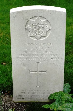 CWGC Headstone of Private Leslie Flenley, 2nd Kensingtons.