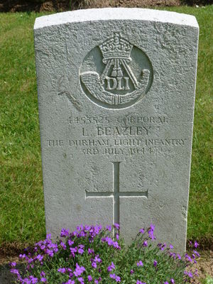 Cpl L Beazley's CWGC headstone.