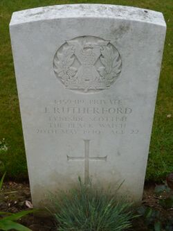 Pte J Rutherford's CWGC headstone.