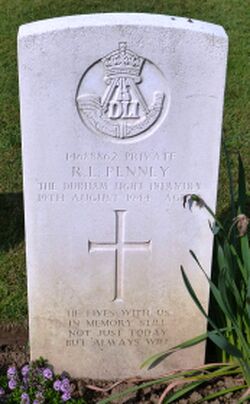 Pte R L Penney's CWGC headstone.