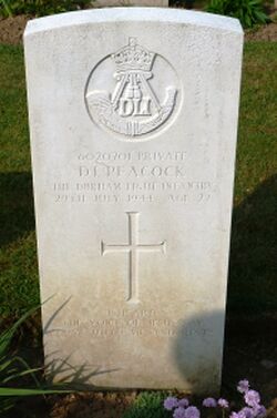 Pte D I Peacock's CWGC headstone.